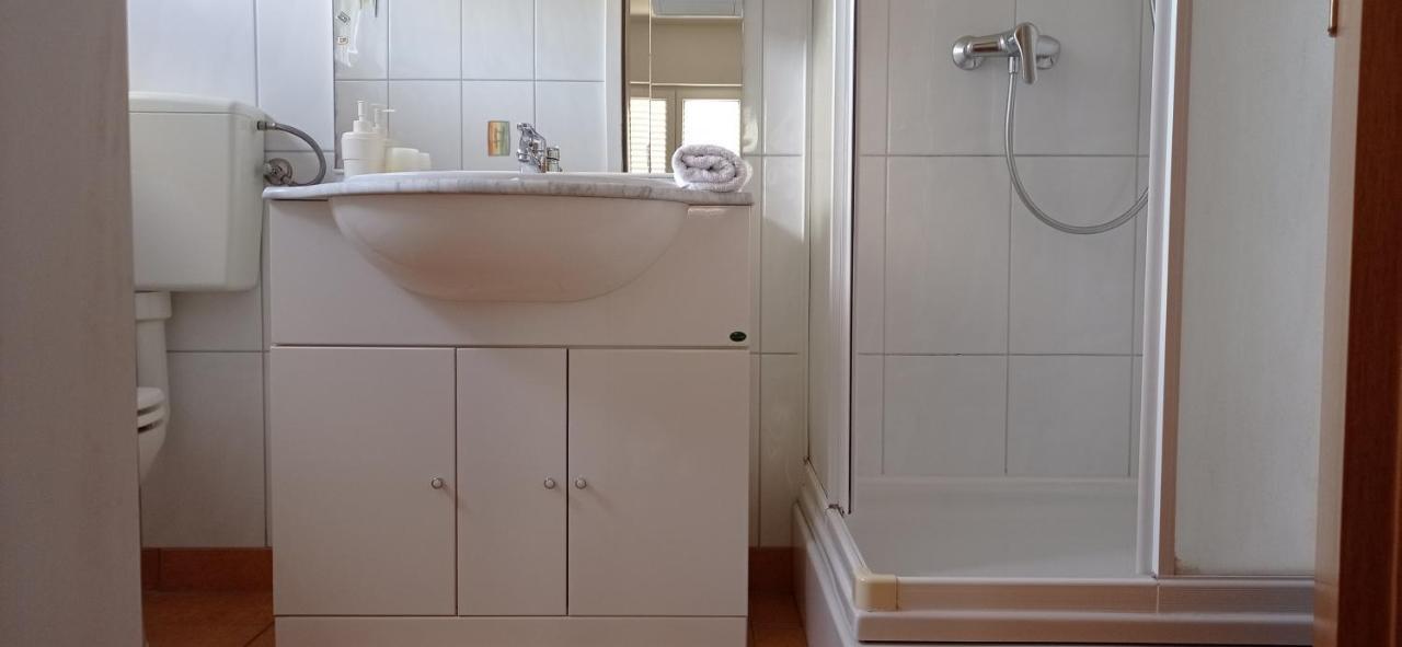 Apartmani Barisic Trogir Bagian luar foto